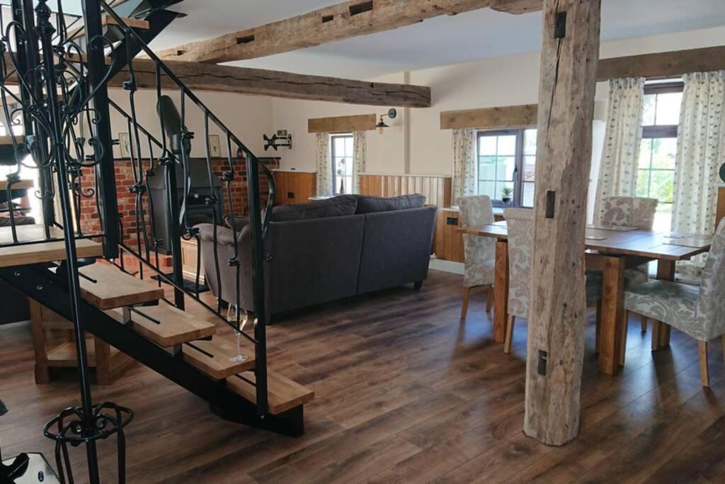 بسلس Lowlands Cottage المظهر الخارجي الصورة